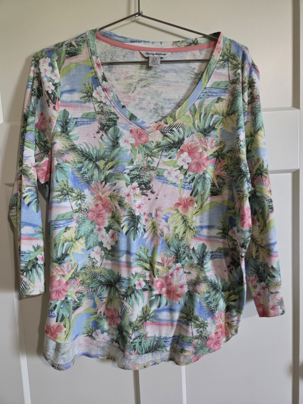 Tommy Bahama Pastel Tropical V-Neck Long Sleeve Top
